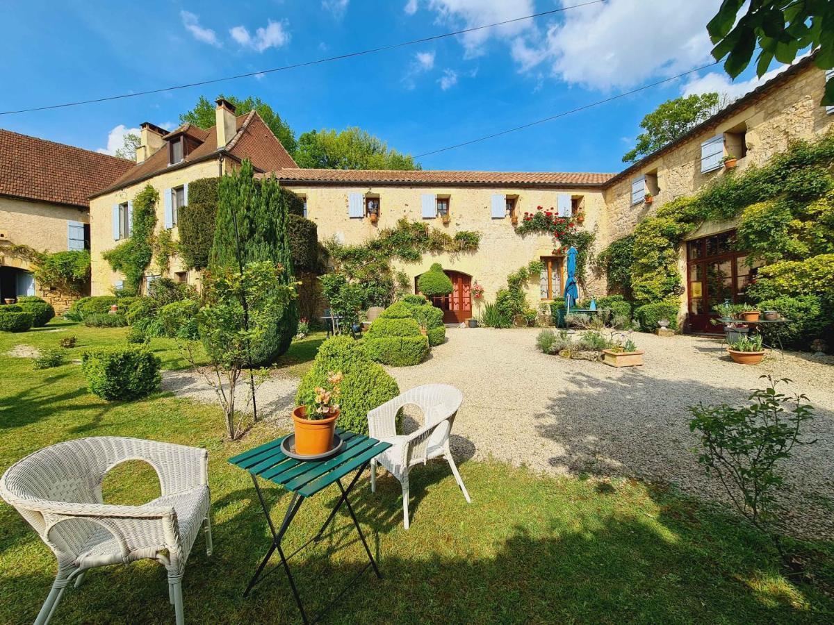 Ferme De Tayac - Charme Avec Pool Hotel Les Eyzies Exterior photo